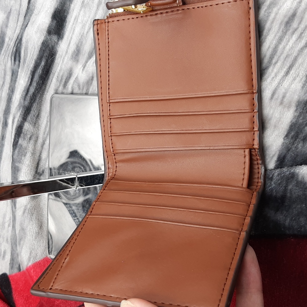 Mango Moldovan Wallet - Picture 3 of 7